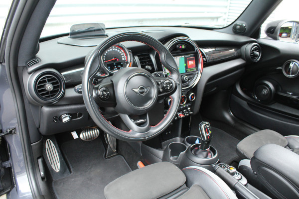MINI John Cooper Works 2.0 232pk JCW Chili AUTOMAAT NL-Auto NAP 44dkm Clima Cruise Navi Camera Panoramadak HUD LMV