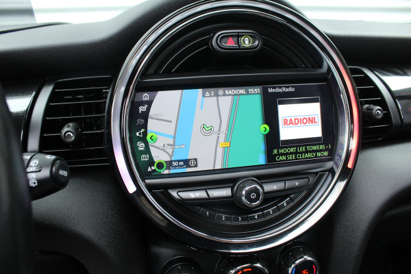 MINI John Cooper Works 2.0 232pk JCW Chili AUTOMAAT NL-Auto NAP 44dkm Clima Cruise Navi Camera Panoramadak HUD LMV