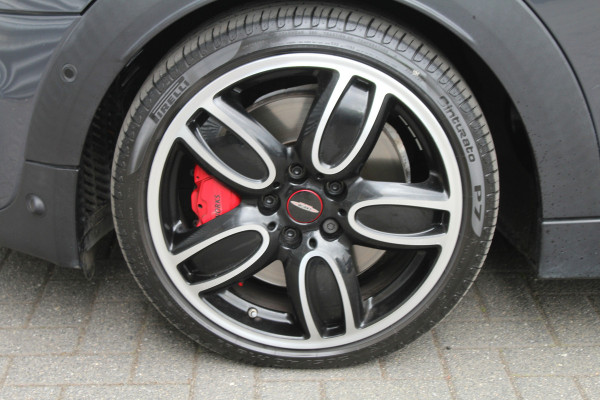 MINI John Cooper Works 2.0 232pk JCW Chili AUTOMAAT NL-Auto NAP 44dkm Clima Cruise Navi Camera Panoramadak HUD LMV