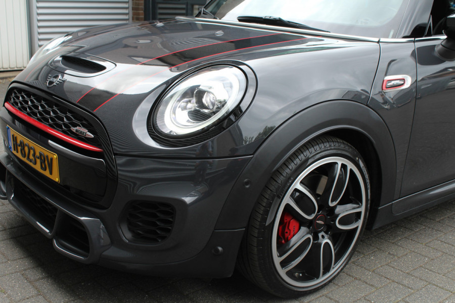 MINI John Cooper Works 2.0 232pk JCW Chili AUTOMAAT NL-Auto NAP 44dkm Clima Cruise Navi Camera Panoramadak HUD LMV