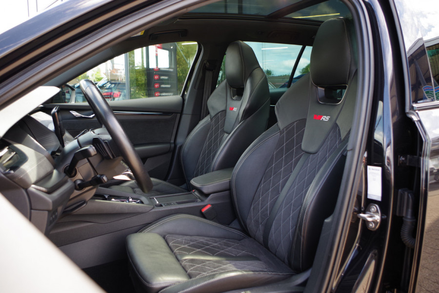 Škoda Octavia Combi 1.4 TSI RS iV 245 PK PHEV BNS, Panoramadak, Leder-Alcantara, Memory, Carplay, Head-Up