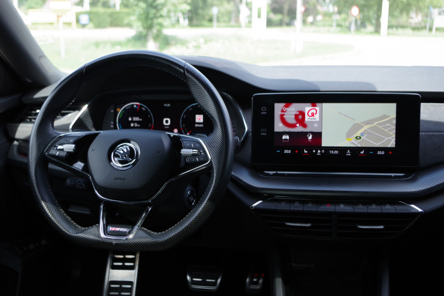 Škoda Octavia Combi 1.4 TSI RS iV 245 PK PHEV BNS, Panoramadak, Leder-Alcantara, Memory, Carplay, Head-Up