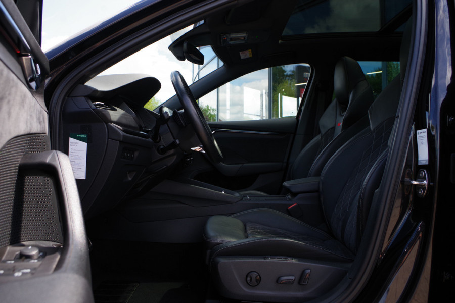 Škoda Octavia Combi 1.4 TSI RS iV 245 PK PHEV BNS, Panoramadak, Leder-Alcantara, Memory, Carplay, Head-Up