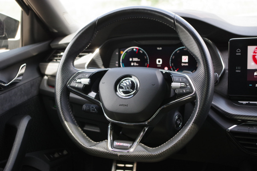 Škoda Octavia Combi 1.4 TSI RS iV 245 PK PHEV BNS, Panoramadak, Leder-Alcantara, Memory, Carplay, Head-Up