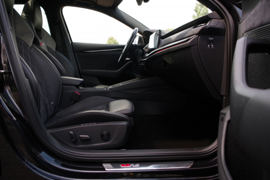 Škoda Octavia Combi 1.4 TSI RS iV 245 PK PHEV BNS, Panoramadak, Leder-Alcantara, Memory, Carplay, Head-Up