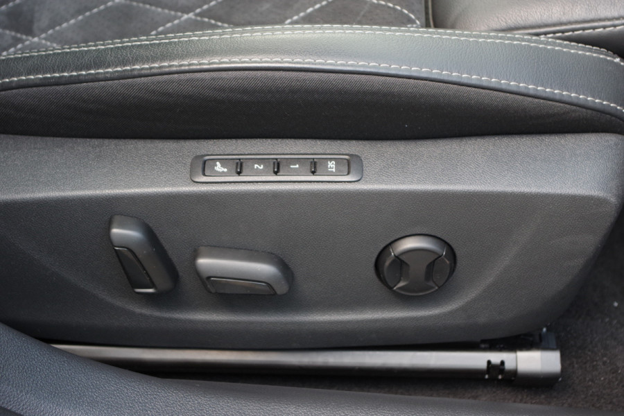 Škoda Octavia Combi 1.4 TSI RS iV 245 PK PHEV BNS, Panoramadak, Leder-Alcantara, Memory, Carplay, Head-Up
