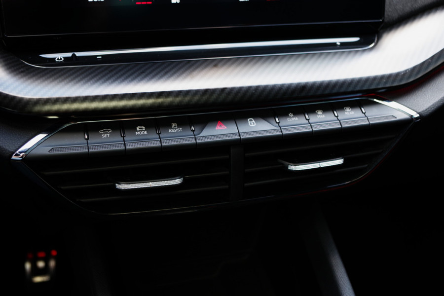Škoda Octavia Combi 1.4 TSI RS iV 245 PK PHEV BNS, Panoramadak, Leder-Alcantara, Memory, Carplay, Head-Up