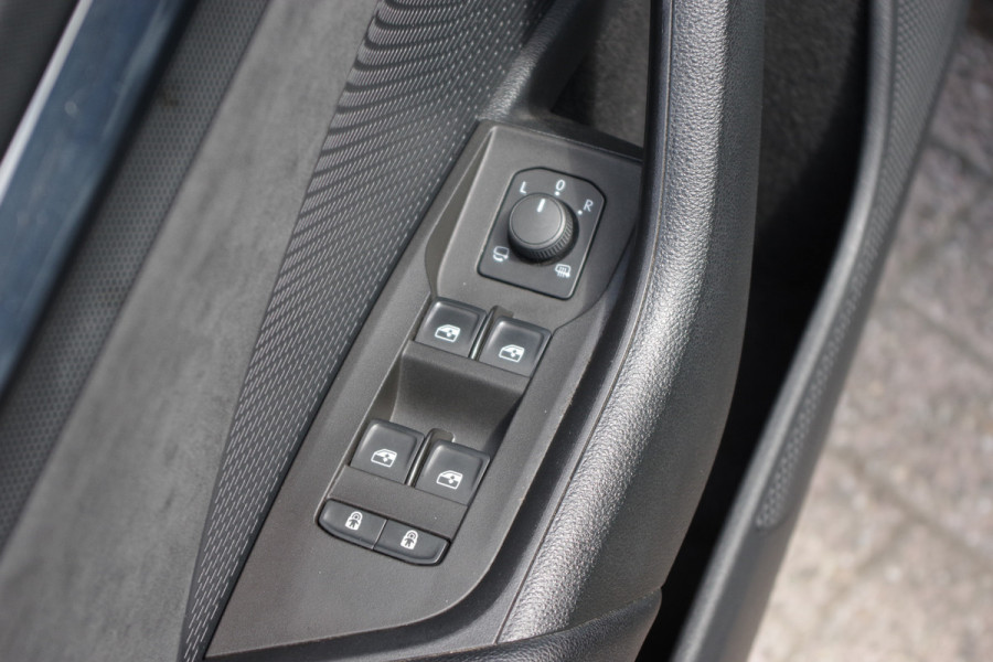 Škoda Octavia Combi 1.4 TSI RS iV 245 PK PHEV BNS, Panoramadak, Leder-Alcantara, Memory, Carplay, Head-Up