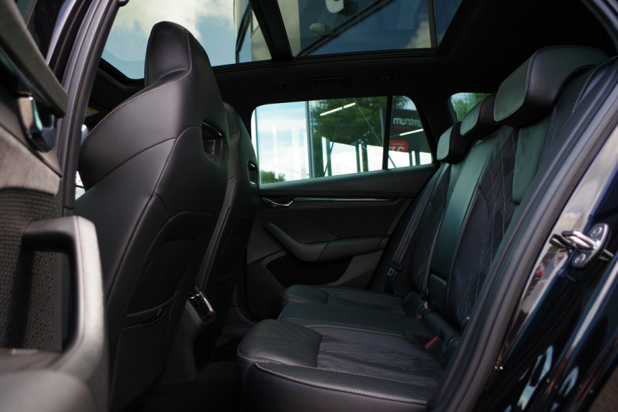 Škoda Octavia Combi 1.4 TSI RS iV 245 PK PHEV BNS, Panoramadak, Leder-Alcantara, Memory, Carplay, Head-Up