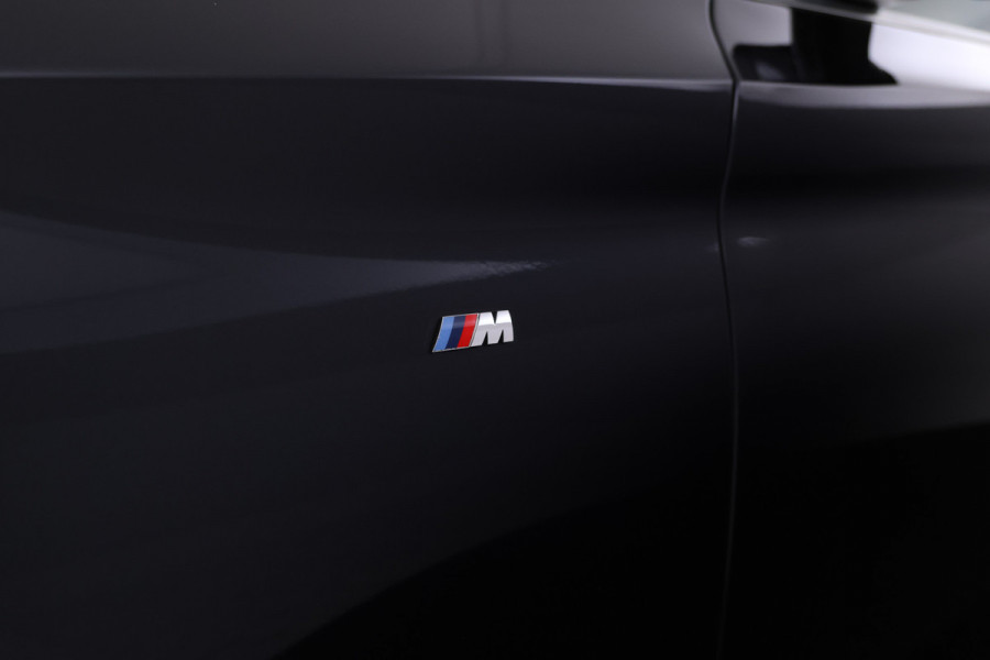BMW 5 Serie Touring 520d Executive Edition M-sport, Sportstoelen, Leer, Navigatie