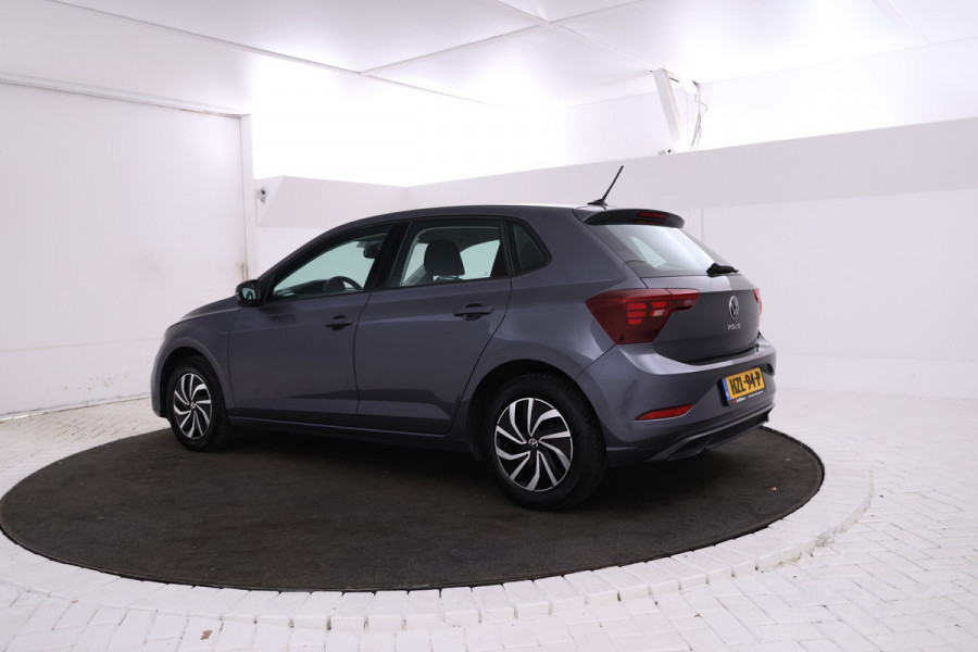 Volkswagen Polo 1.0 TSI Life Business Virtual cockpit, apple carplay, airco