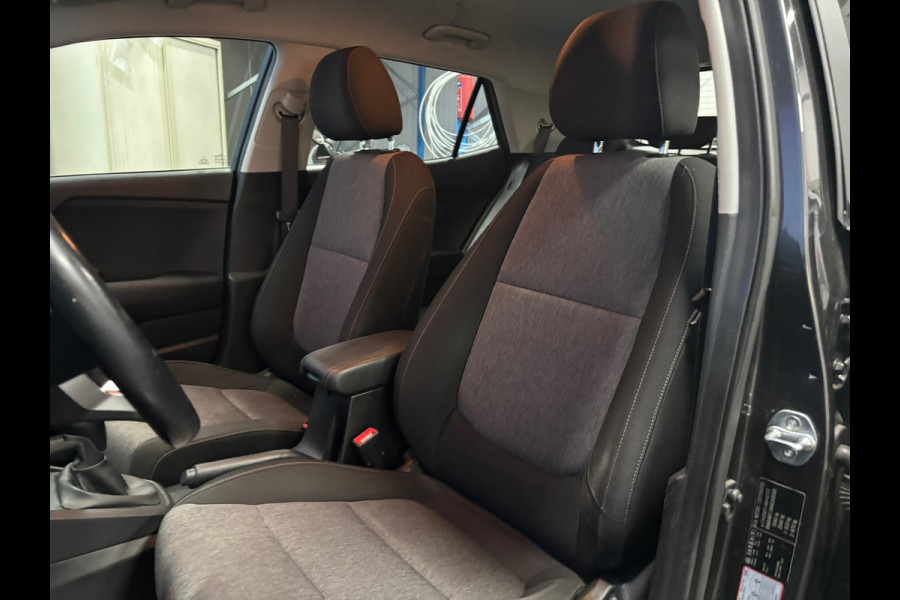 Kia Stonic 1.0 T-GDi DynamicLine Navi | Airco| Cruise | Camera | Trekhaak