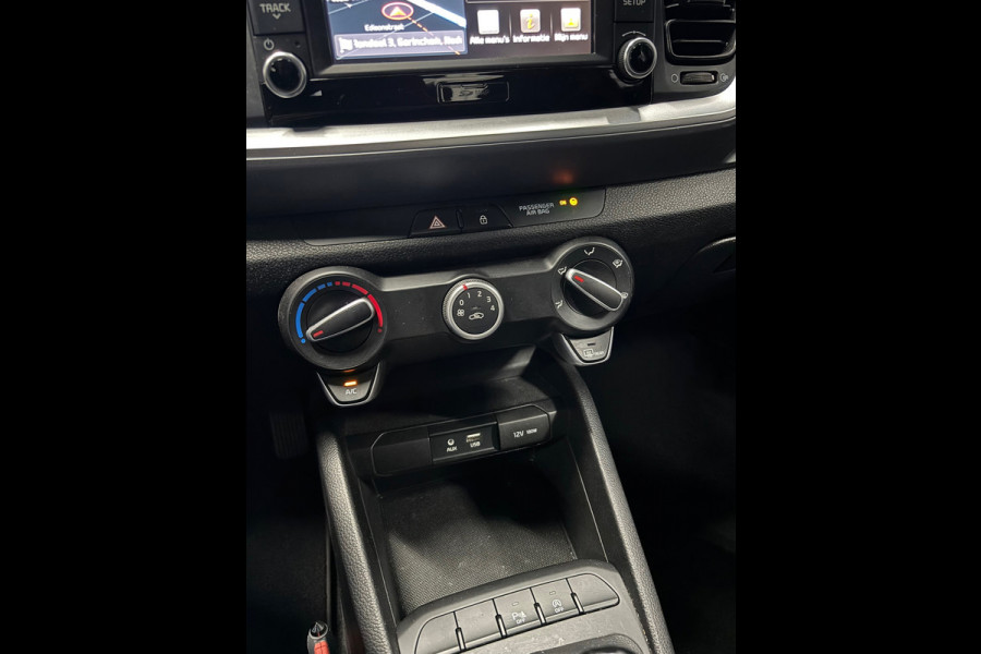 Kia Stonic 1.0 T-GDi DynamicLine Navi | Airco| Cruise | Camera | Trekhaak