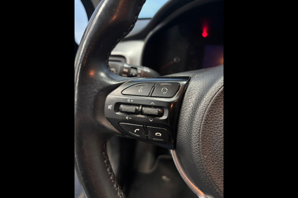 Kia Stonic 1.0 T-GDi DynamicLine Navi | Airco| Cruise | Camera | Trekhaak