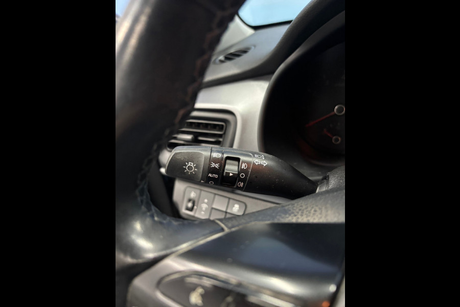 Kia Stonic 1.0 T-GDi DynamicLine Navi | Airco| Cruise | Camera | Trekhaak