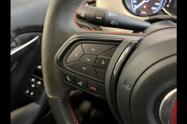 Fiat 500X Cross 1.3 Turbo 150pk Aut. Sport Airco Full LED Navigatie Adaptive Cruise Camera