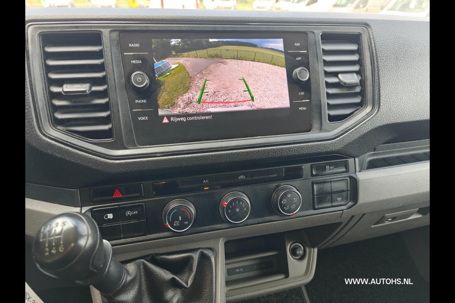 Volkswagen Crafter 35 2.0 Extra Lang Super Hoog , Post NL uitvoering , navi , camera , cruise , Super mooie bus lage km