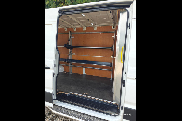 Volkswagen Crafter 35 2.0 Extra Lang Super Hoog , Post NL uitvoering , navi , camera , cruise , Super mooie bus lage km
