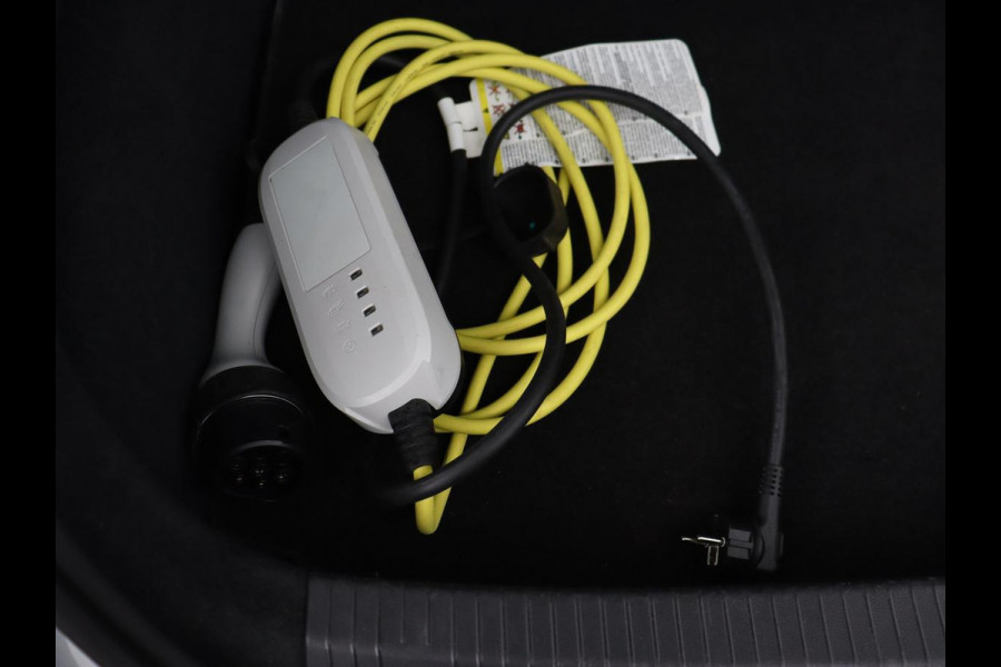 Volkswagen Arteon 1.4 TSI eHybrid R-Line | Panoramadak | Leder | Head-Up | Stoelverwarming | 360 Camera | Matrix LED | Massage | Park Assist | Sportstoelen | Keyless | Achterbankverwarming | Carplay | PHEV