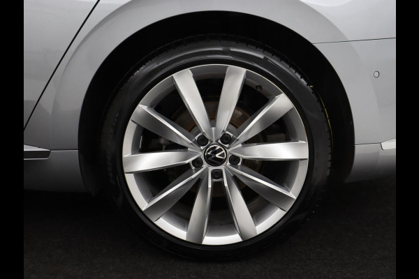 Volkswagen Arteon 1.4 TSI eHybrid R-Line | Panoramadak | Leder | Head-Up | Stoelverwarming | 360 Camera | Matrix LED | Massage | Park Assist | Sportstoelen | Keyless | Achterbankverwarming | Carplay | PHEV