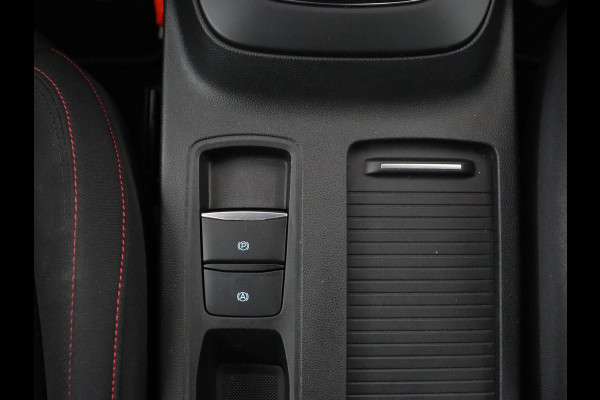 Ford Focus 2.0 EcoBlue ST Line | Stoel & stuurverwarming | Trekhaak | Adaptive cruise | Camera | Full LED | Keyless | B&O Sound | Navigatie | Carplay