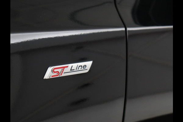 Ford Focus 2.0 EcoBlue ST Line | Stoel & stuurverwarming | Trekhaak | Adaptive cruise | Camera | Full LED | Keyless | B&O Sound | Navigatie | Carplay