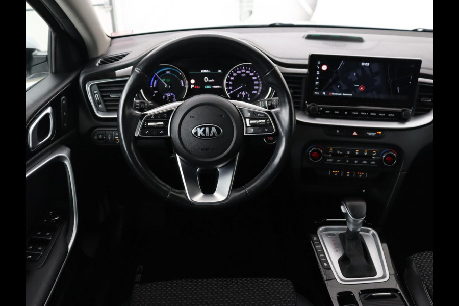 Kia Ceed 1.6 GDI PHEV DynamicPlusLine | Stoel & stuurverwarming | Adaptive cruise | Memory | Camera | Carplay | Full LED | Achterbankverwarming | Navigatie | Keyless