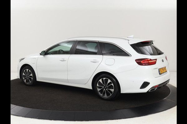 Kia Ceed 1.6 GDI PHEV DynamicPlusLine | Stoel & stuurverwarming | Adaptive cruise | Memory | Camera | Carplay | Full LED | Achterbankverwarming | Navigatie | Keyless