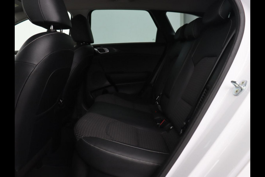 Kia Ceed 1.6 GDI PHEV DynamicPlusLine | Stoel & stuurverwarming | Adaptive cruise | Memory | Camera | Carplay | Full LED | Achterbankverwarming | Navigatie | Keyless