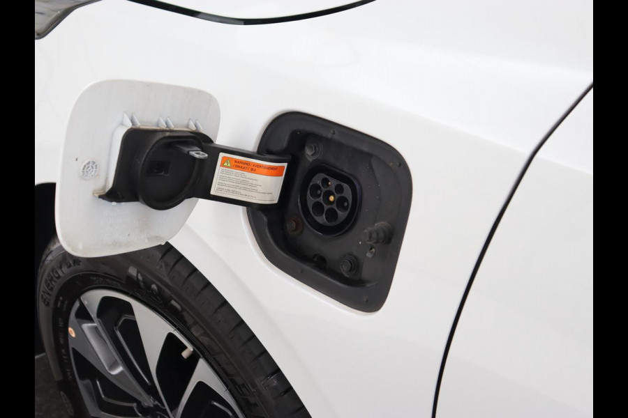 Kia Ceed 1.6 GDI PHEV DynamicPlusLine | Stoel & stuurverwarming | Adaptive cruise | Memory | Camera | Carplay | Full LED | Achterbankverwarming | Navigatie | Keyless