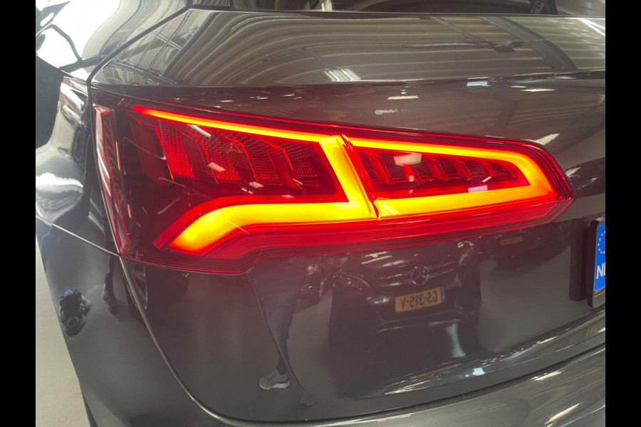 Audi Q5 2.0 TFSI SQ5 QUATTRO UITGEVOERD Panoramadak Led-Xenon Performance uitlaatsystemen