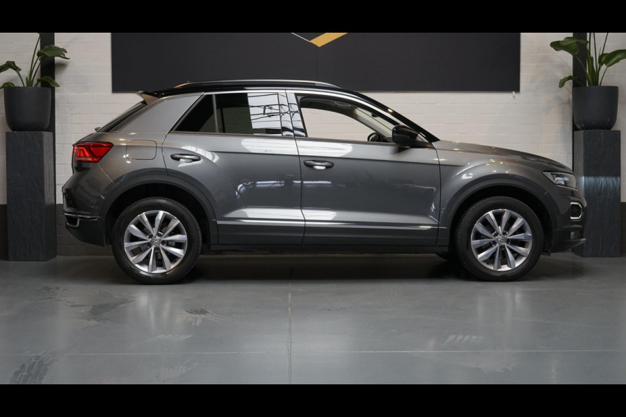 Volkswagen T-Roc 1.5 TSI Style AUTOMAAT-ACC-CAMERA-CARPLAY-FULL LED-MODE-NAVIGATIE-PANORAMA-VIRTUEEL-STOELVERWARMING