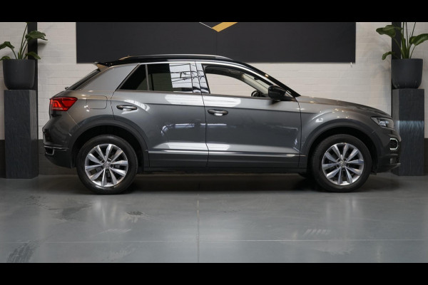 Volkswagen T-Roc 1.5 TSI Style AUTOMAAT-ACC-CAMERA-CARPLAY-FULL LED-MODE-NAVIGATIE-PANORAMA-VIRTUEEL-STOELVERWARMING
