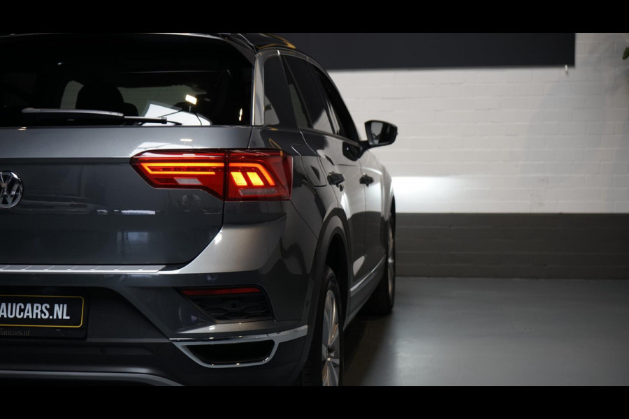 Volkswagen T-Roc 1.5 TSI Style AUTOMAAT-ACC-CAMERA-CARPLAY-FULL LED-MODE-NAVIGATIE-PANORAMA-VIRTUEEL-STOELVERWARMING