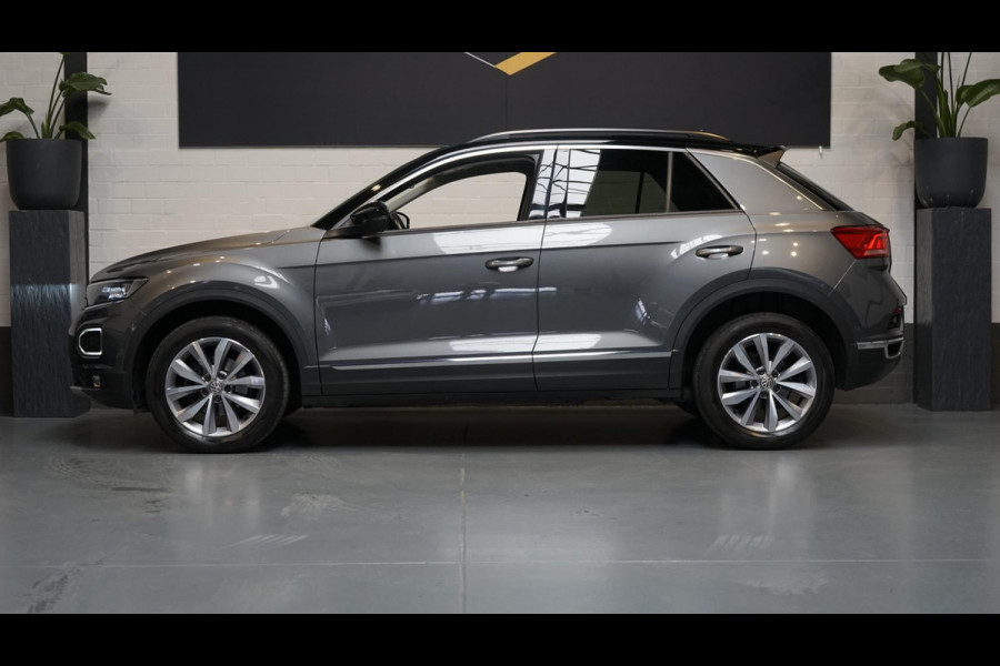 Volkswagen T-Roc 1.5 TSI Style AUTOMAAT-ACC-CAMERA-CARPLAY-FULL LED-MODE-NAVIGATIE-PANORAMA-VIRTUEEL-STOELVERWARMING