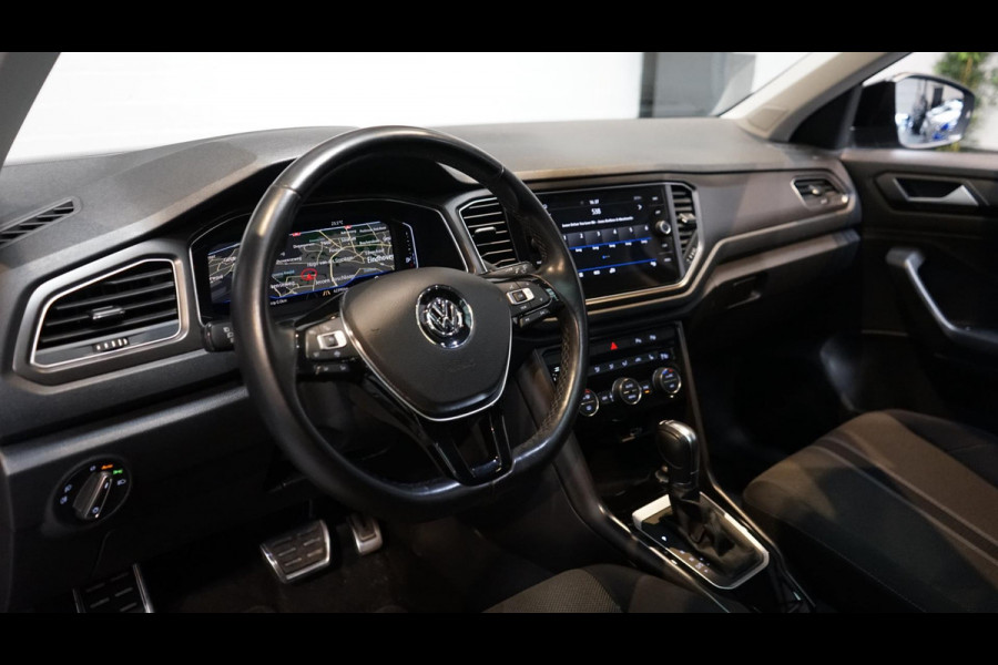 Volkswagen T-Roc 1.5 TSI Style AUTOMAAT-ACC-CAMERA-CARPLAY-FULL LED-MODE-NAVIGATIE-PANORAMA-VIRTUEEL-STOELVERWARMING