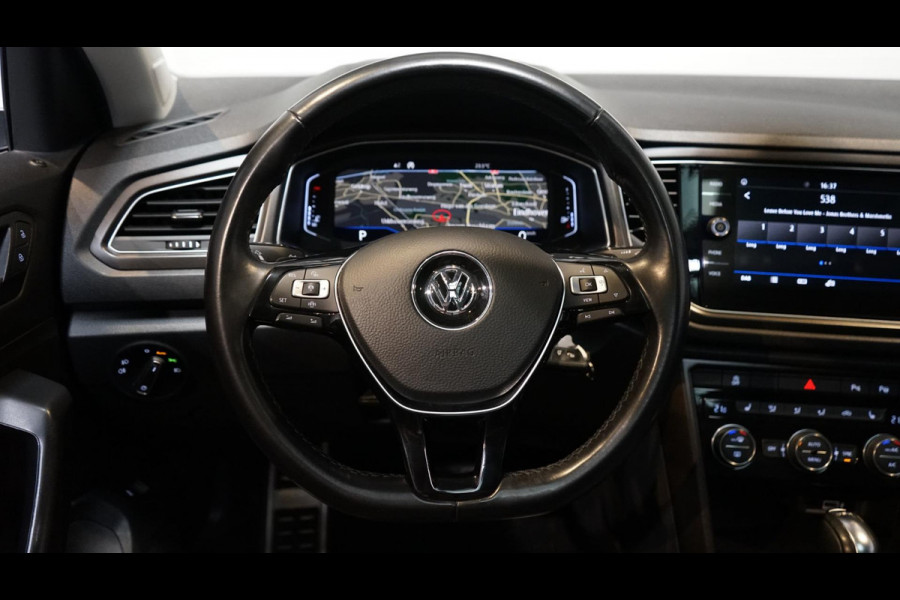 Volkswagen T-Roc 1.5 TSI Style AUTOMAAT-ACC-CAMERA-CARPLAY-FULL LED-MODE-NAVIGATIE-PANORAMA-VIRTUEEL-STOELVERWARMING