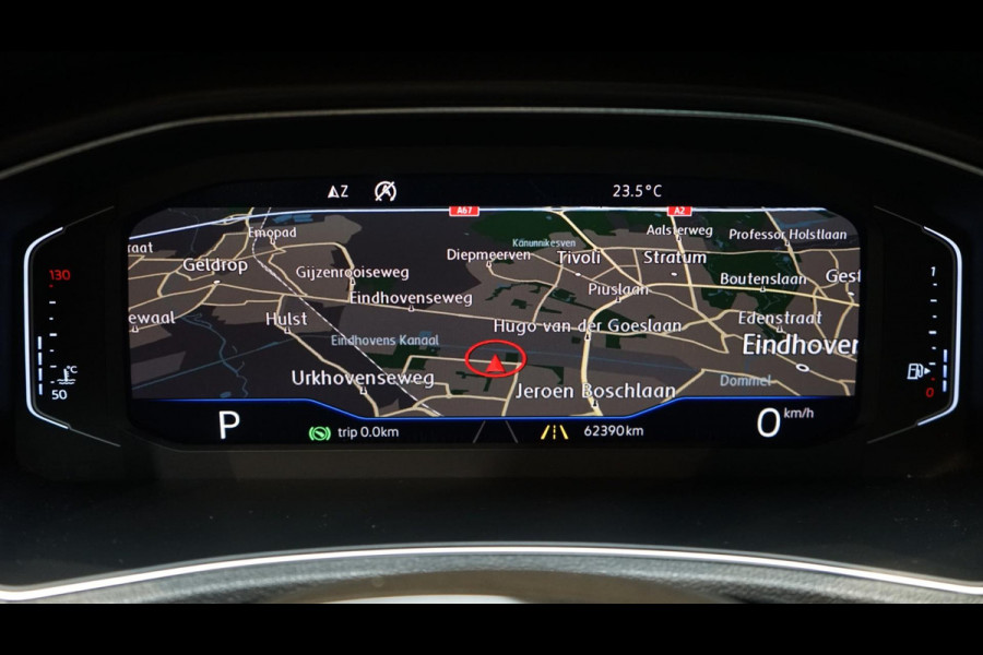 Volkswagen T-Roc 1.5 TSI Style AUTOMAAT-ACC-CAMERA-CARPLAY-FULL LED-MODE-NAVIGATIE-PANORAMA-VIRTUEEL-STOELVERWARMING