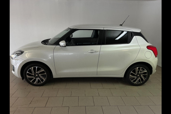 Suzuki Swift 1.2 Style Smart Hybrid AIRCO CLIMA NAVI CRUISE BLUETOOTH APPLECARPLAY CAMERA VELGEN ZEER NETTE AUTO