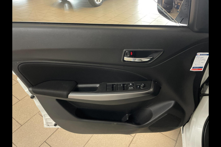 Suzuki Swift 1.2 Style Smart Hybrid AIRCO CLIMA NAVI CRUISE BLUETOOTH APPLECARPLAY CAMERA VELGEN ZEER NETTE AUTO