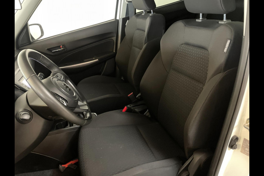 Suzuki Swift 1.2 Style Smart Hybrid AIRCO CLIMA NAVI CRUISE BLUETOOTH APPLECARPLAY CAMERA VELGEN ZEER NETTE AUTO