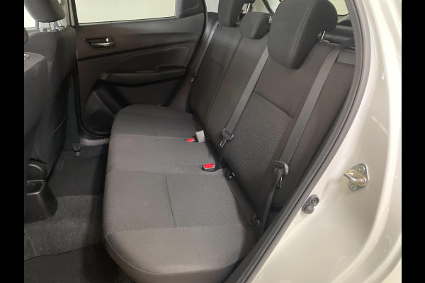 Suzuki Swift 1.2 Style Smart Hybrid AIRCO CLIMA NAVI CRUISE BLUETOOTH APPLECARPLAY CAMERA VELGEN ZEER NETTE AUTO
