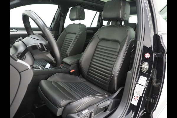 Volkswagen Passat Variant 1.4 TSI PHEV GTE | Panoramadak | Trekhaak | Massage | Camera | Adaptive Cruise | Carplay