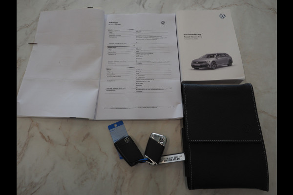 Volkswagen Passat Variant 1.4 TSI PHEV GTE | Panoramadak | Trekhaak | Massage | Camera | Adaptive Cruise | Carplay