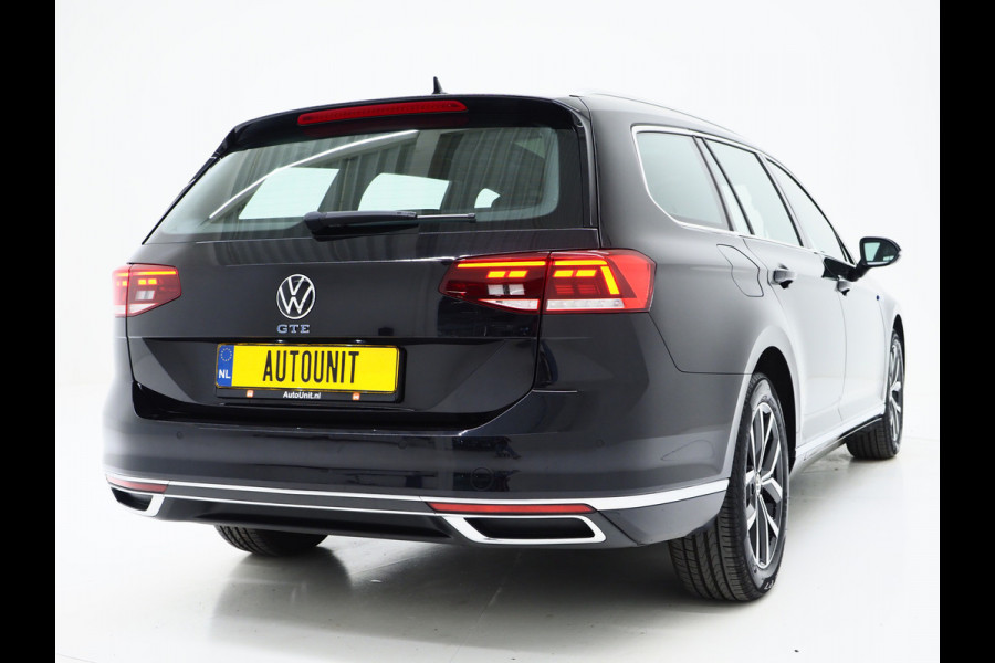 Volkswagen Passat Variant 1.4 TSI PHEV GTE | Panoramadak | Trekhaak | Massage | Camera | Adaptive Cruise | Carplay