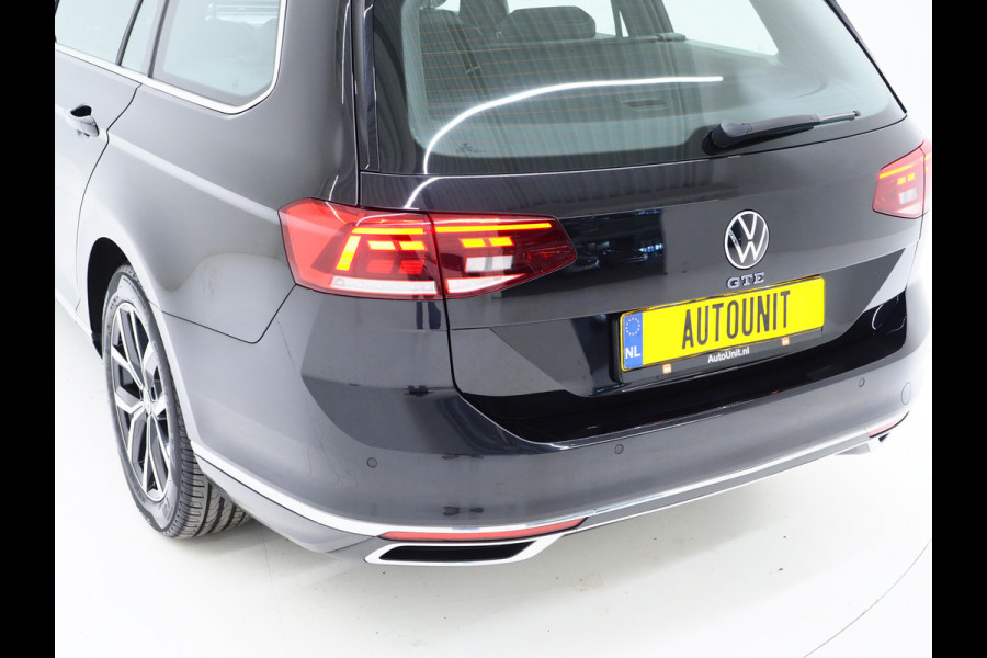 Volkswagen Passat Variant 1.4 TSI PHEV GTE | Panoramadak | Trekhaak | Massage | Camera | Adaptive Cruise | Carplay