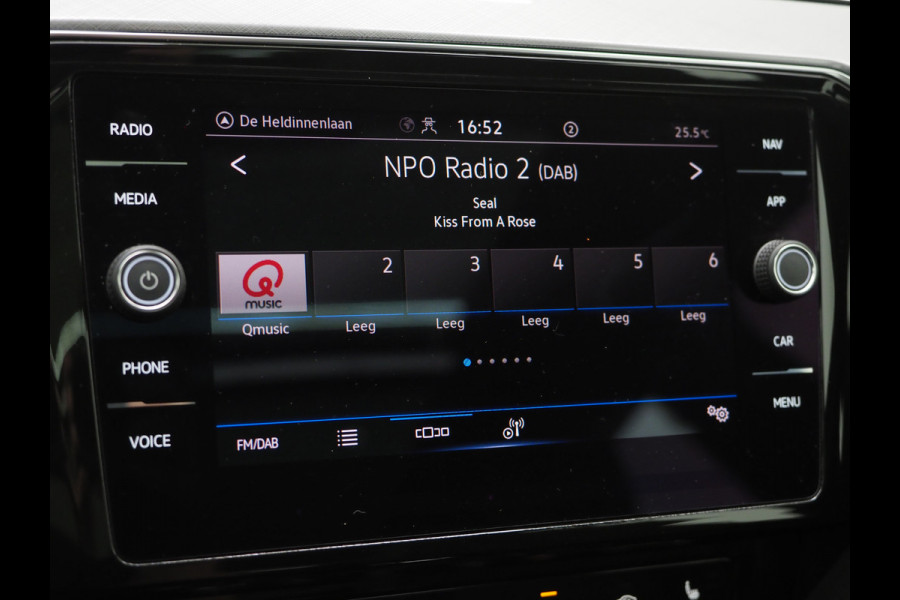 Volkswagen Passat Variant 1.4 TSI PHEV GTE | Panoramadak | Trekhaak | Massage | Camera | Adaptive Cruise | Carplay