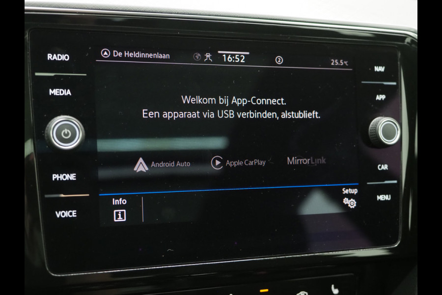 Volkswagen Passat Variant 1.4 TSI PHEV GTE | Panoramadak | Trekhaak | Massage | Camera | Adaptive Cruise | Carplay