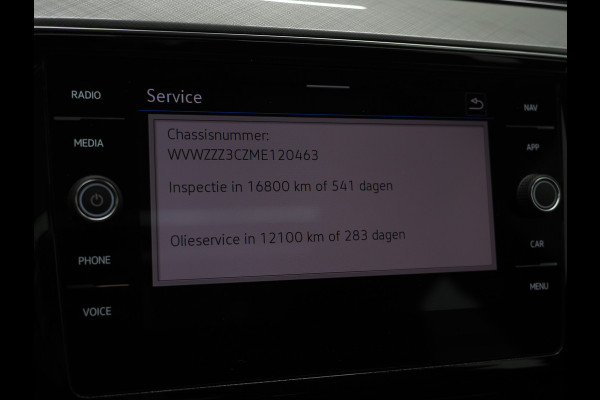 Volkswagen Passat Variant 1.4 TSI PHEV GTE | Panoramadak | Trekhaak | Massage | Camera | Adaptive Cruise | Carplay