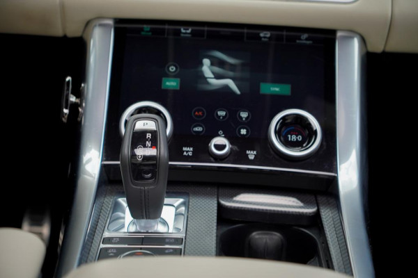 Land Rover Range Rover Sport P400e HSE Dynamic / Pano / HUD / Stoelklima